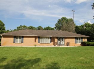 1945 N Springview Dr, Kankakee, IL 60901