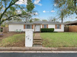 707 N Walnut St, Weatherford, TX 76086
