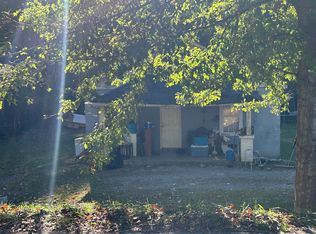 920 Cemetery Rd, Oliver Springs, TN 37840