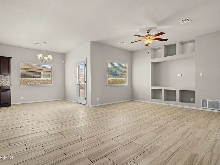 331 Malta St — Photo 30