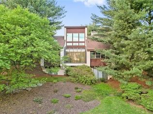 2249 Gray Ridge Rd, Allison Park, PA 15101