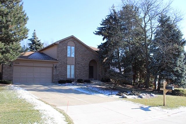 388 Silvervale Dr, Rochester Hills, MI 48309 | Zillow