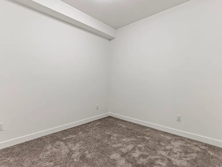 55 Lucas Blvd NW — Photo 6