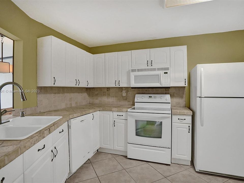 Jade Winds Apartments Miami, FL Zillow