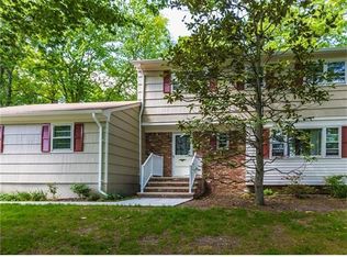 17 Hallandale Dr, Matawan, NJ 07747