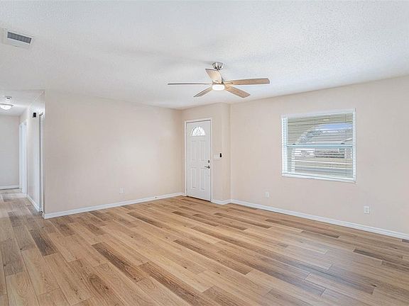 4th image of 2527 Ridgetop Way