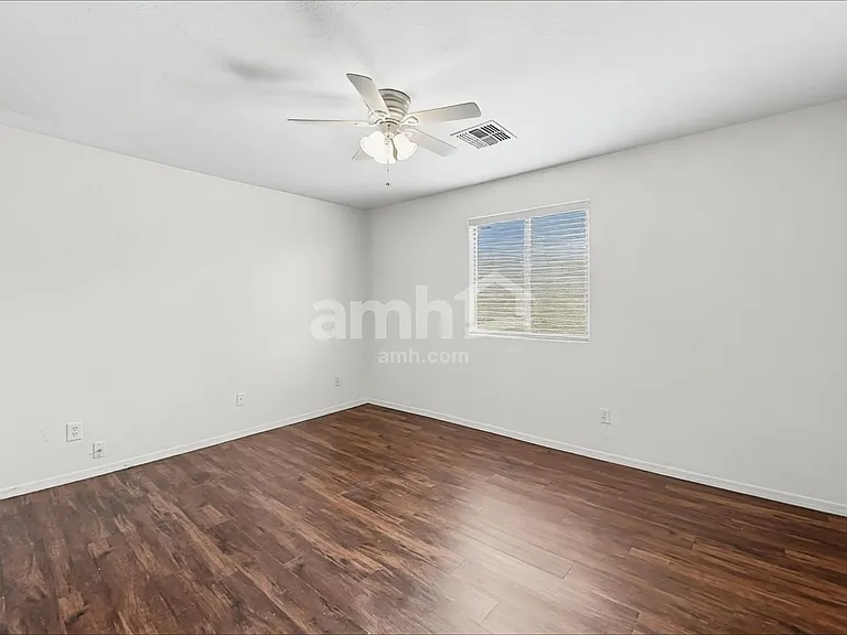 236 W Angus Rd — Photo 9