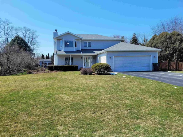 6978 N Alpine Dr, Byron, IL 61010