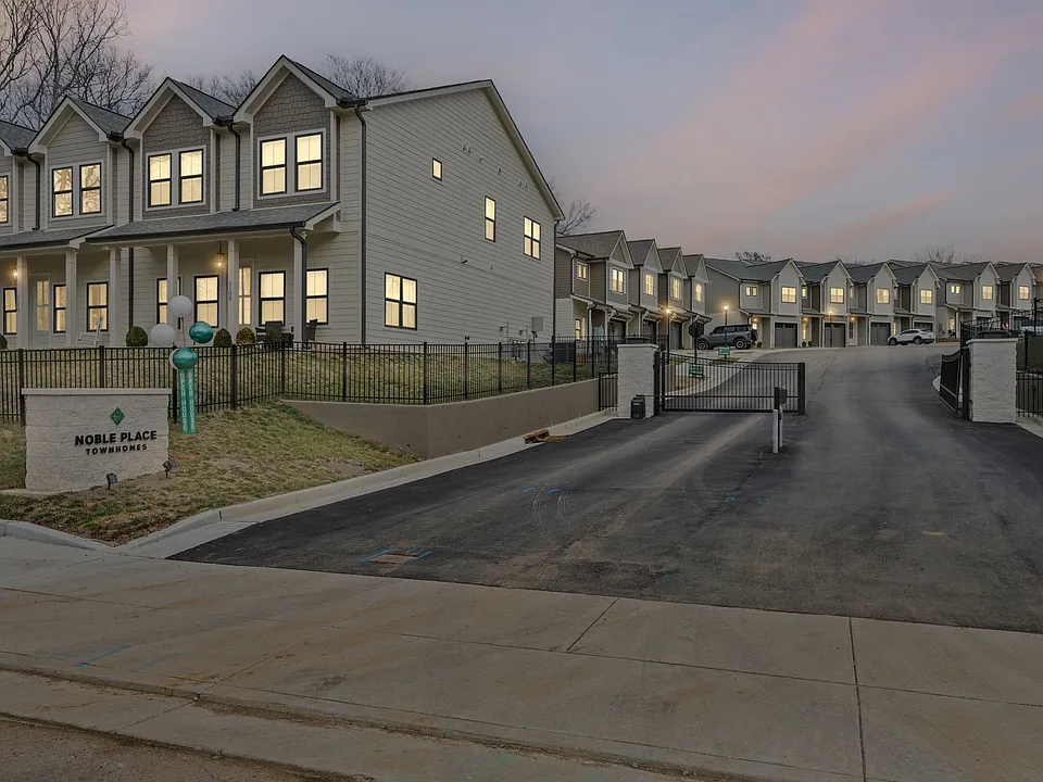 1031 Noble Loop #94