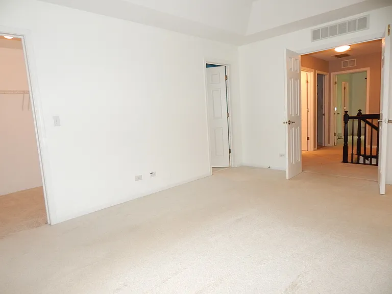 5612 Wildspring Dr — Photo 10