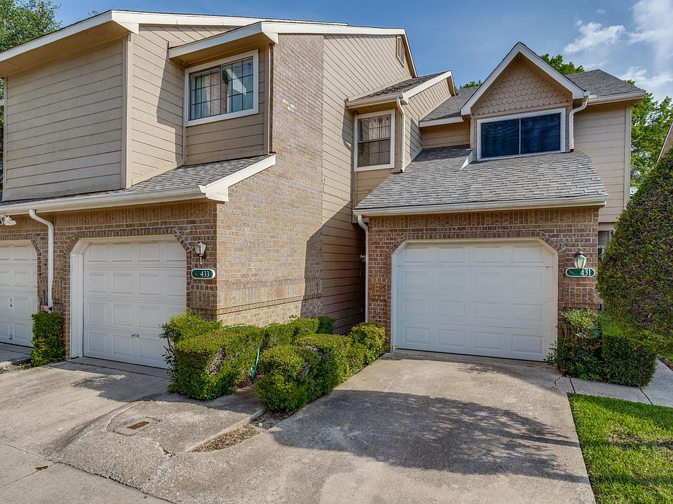 1st image of 431 Maple Leaf Dr