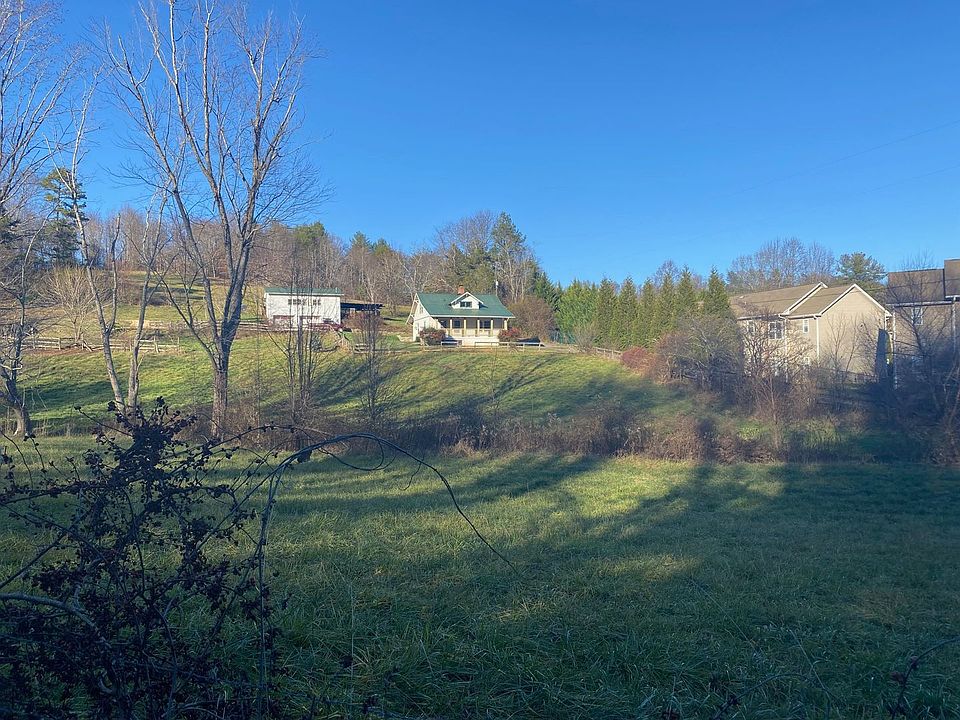 1st image of 9 McKinnish Cove Rd
