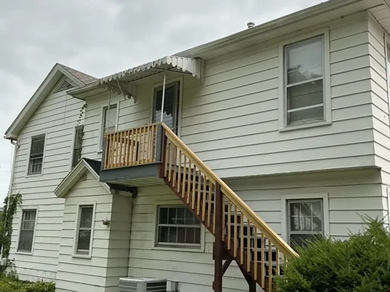 1512 E Gardner Ln — Photo 10