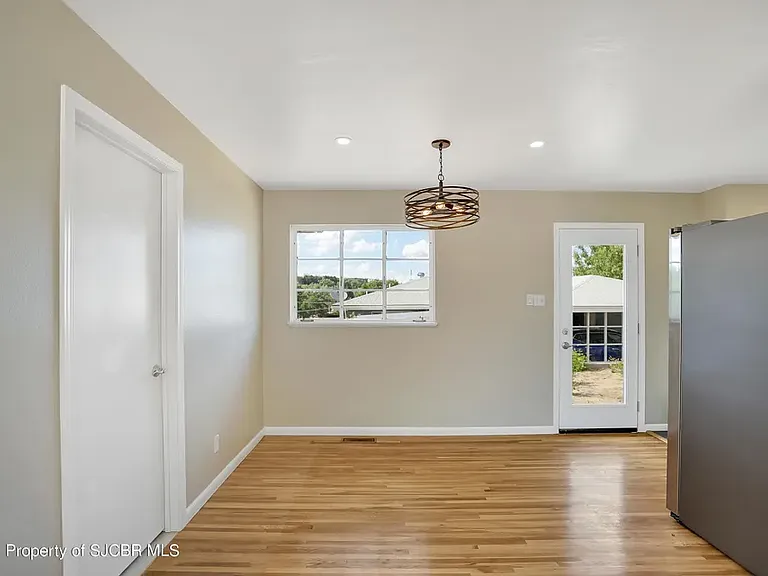 100 W Boyd Dr — Photo 8
