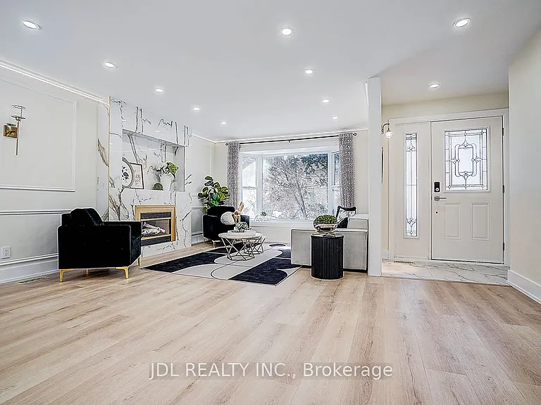 15 Crossburn Dr — Photo 7