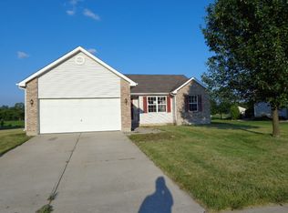 7318 Country Walk Dr, Franklin, OH 45005