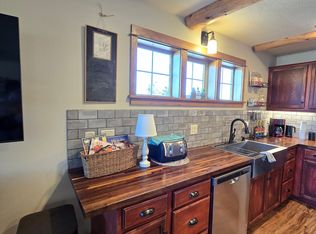 350 NW Alder St #5F2B9D328, Waldport, OR