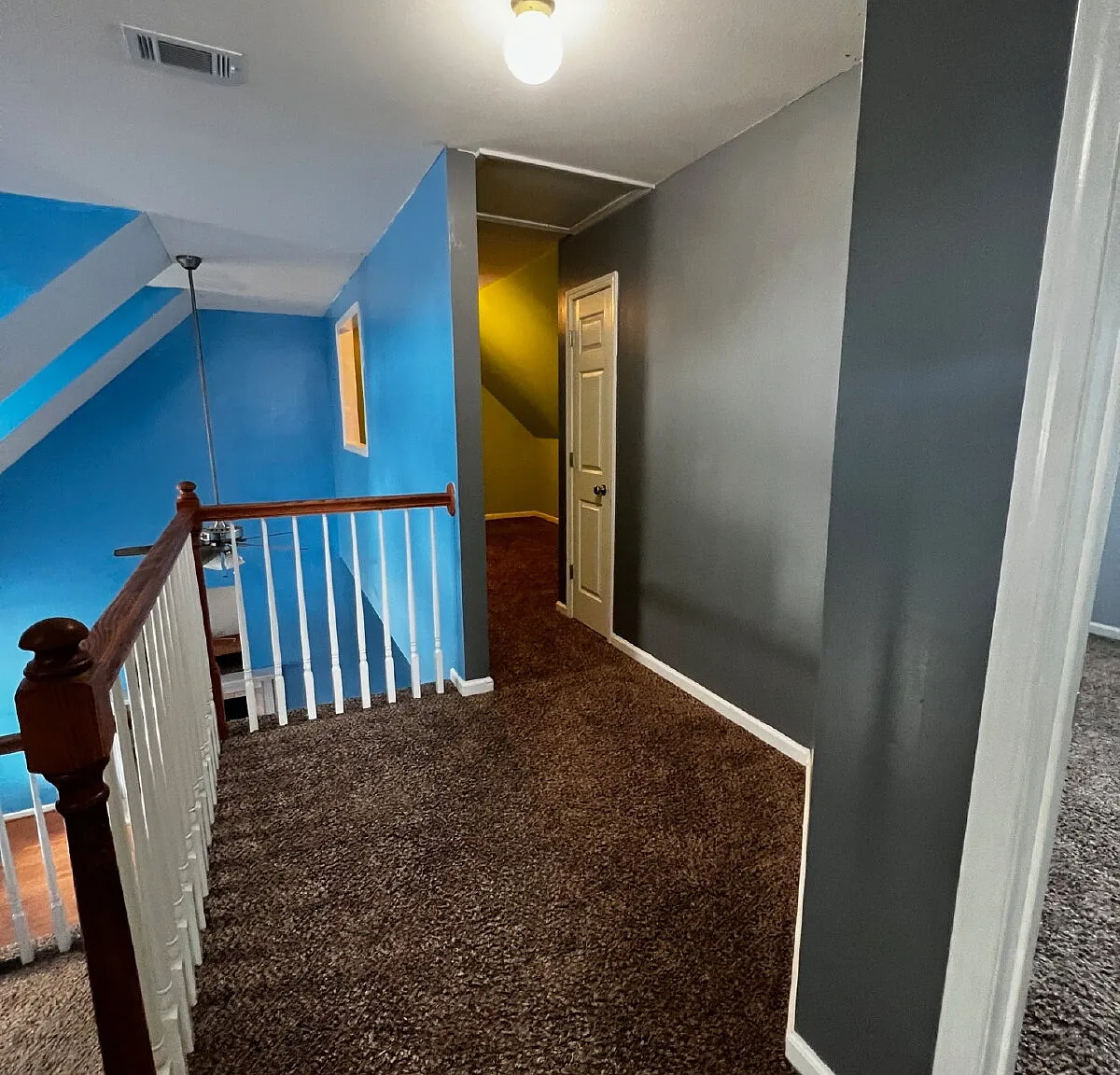 3 bed, 2.5 bath, 1987 sqft, $1,820 — Photo 4