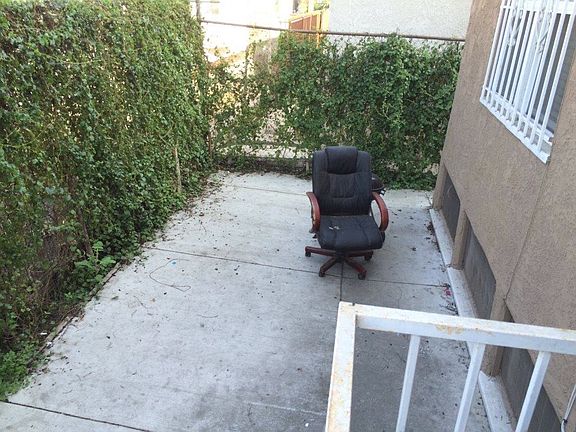 Backyard (computer chair extra) ;-)