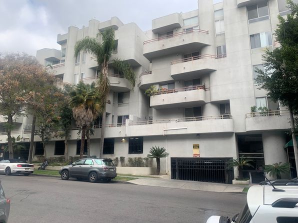 500 S Berendo St APT 212