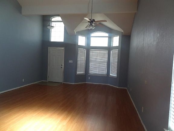 3rd image of 5962 Katelyn Gray Cir