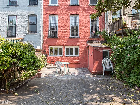 4th image of 394 6th St
