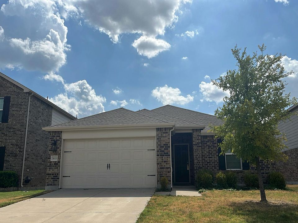1st image of 1615 Luckenbach Dr