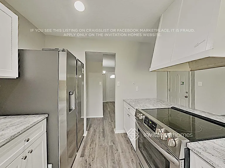 10214 Deer Hollow Dr — Photo 8
