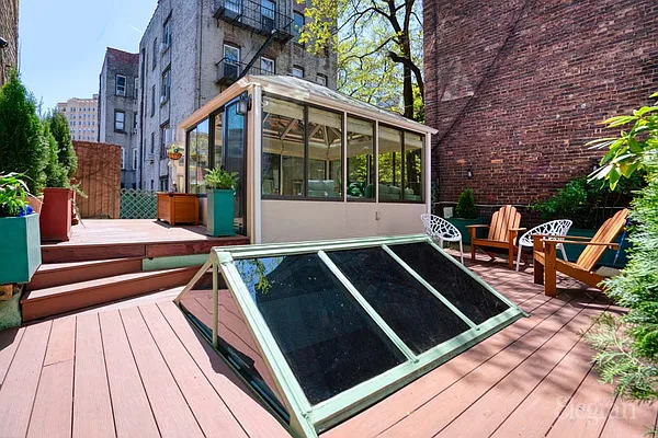 Sold by Elegran | media 46