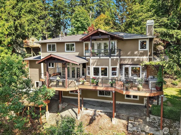 949 207th Avenue NE, Sammamish, WA 98074