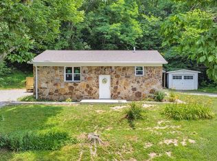 1445 Hidden Valley Rd, Livingston, TN 38570