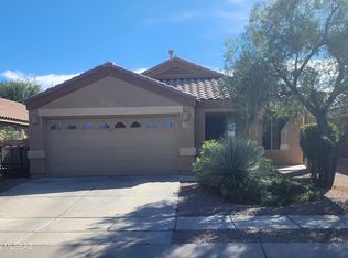 6733 W Brightwater Way, Tucson, AZ 85746