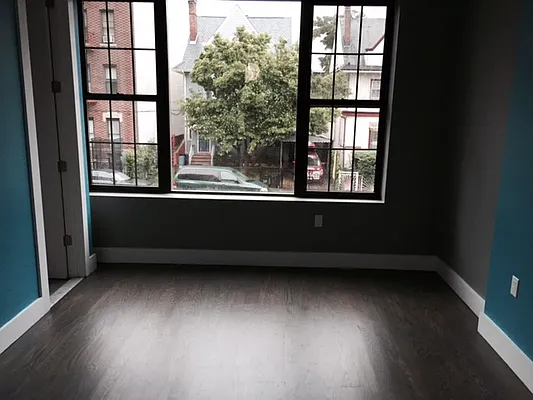 Rented by Premier Metro Realty Corp | media 32