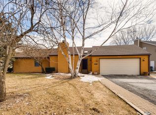 959 Martin Dr, Elgin, IL 60120