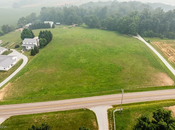 7803 Harrison Rd, Fredericksburg, OH 44627