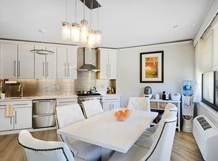 7000 Boulevard E, Guttenberg, NJ 07093