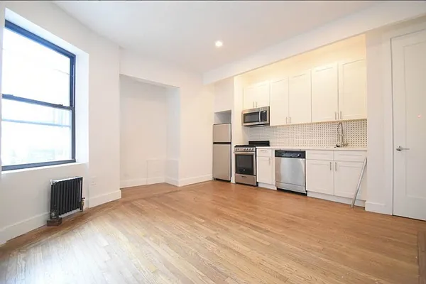 Rented by MOTION New York | media 11