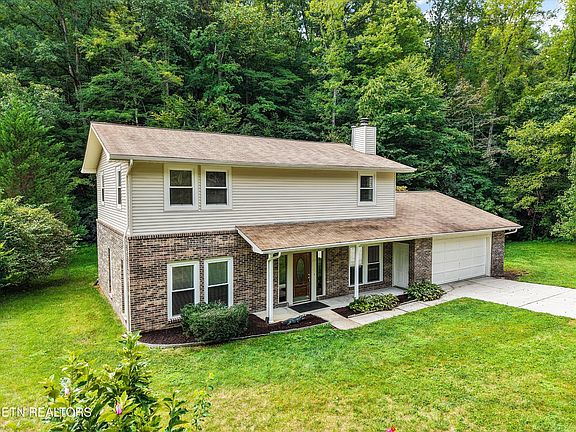 3rd image of 115 Graceland Rd