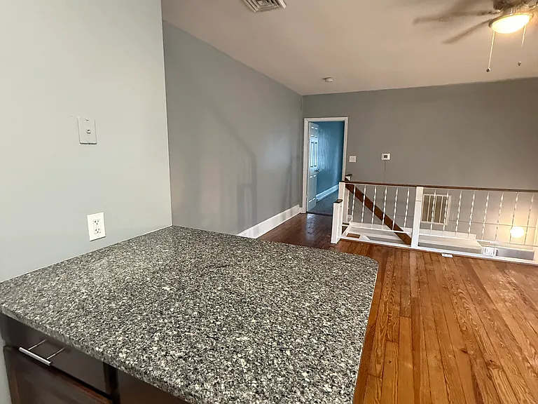 323 Collins Ave #2 — Photo 8