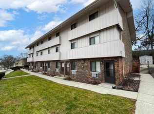 3515 East Tesch Avenue - 12, Saint Francis, WI 53235