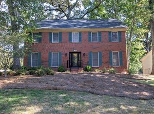 260 Spring Ridge Dr, Roswell, GA 30076