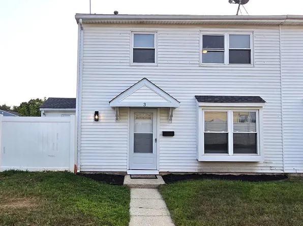 3 Linden Ct, Sicklerville, NJ 08081