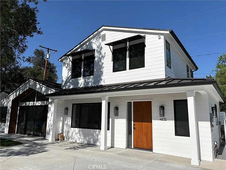 4832 La Canada Blvd — Photo 3