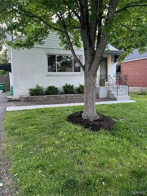 1st image of 2327 Hill Ave