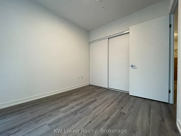138 Downes St #918 — Photo 11