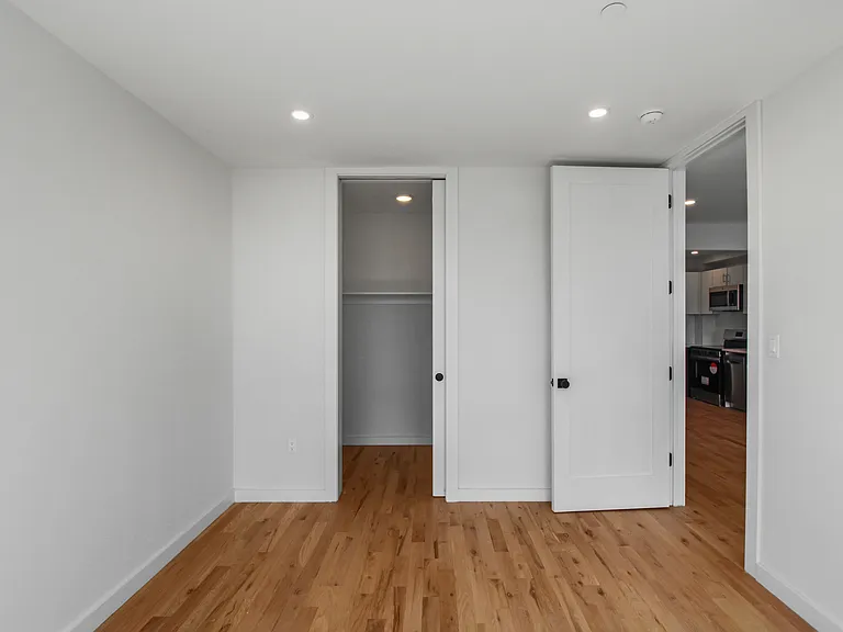 74 Palmetto St #4R — Photo 14