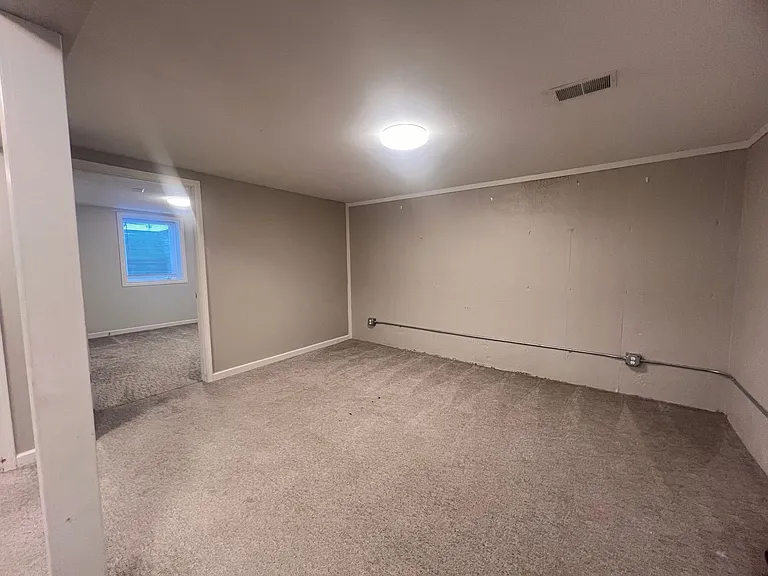 964 Rosewood St — Photo 20