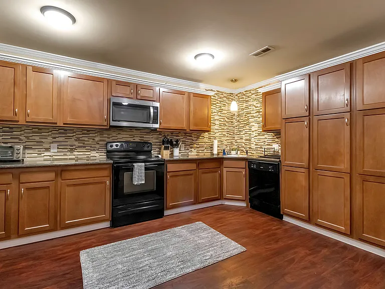 Alexander Estates, Inc. — Photo 50