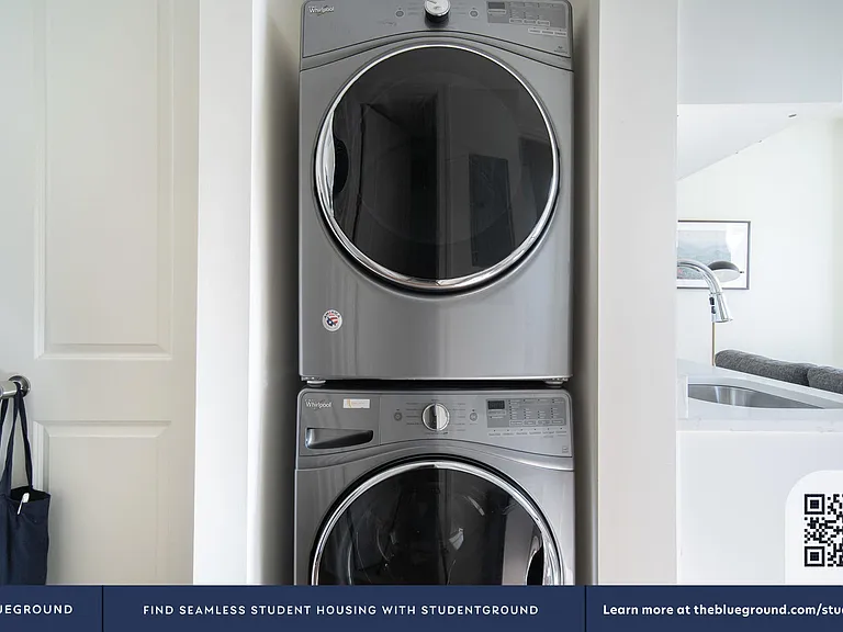 Washer/Dryer in Apartment