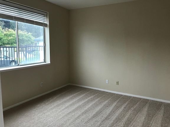 5th image of 1400 El Camino Real APT 111